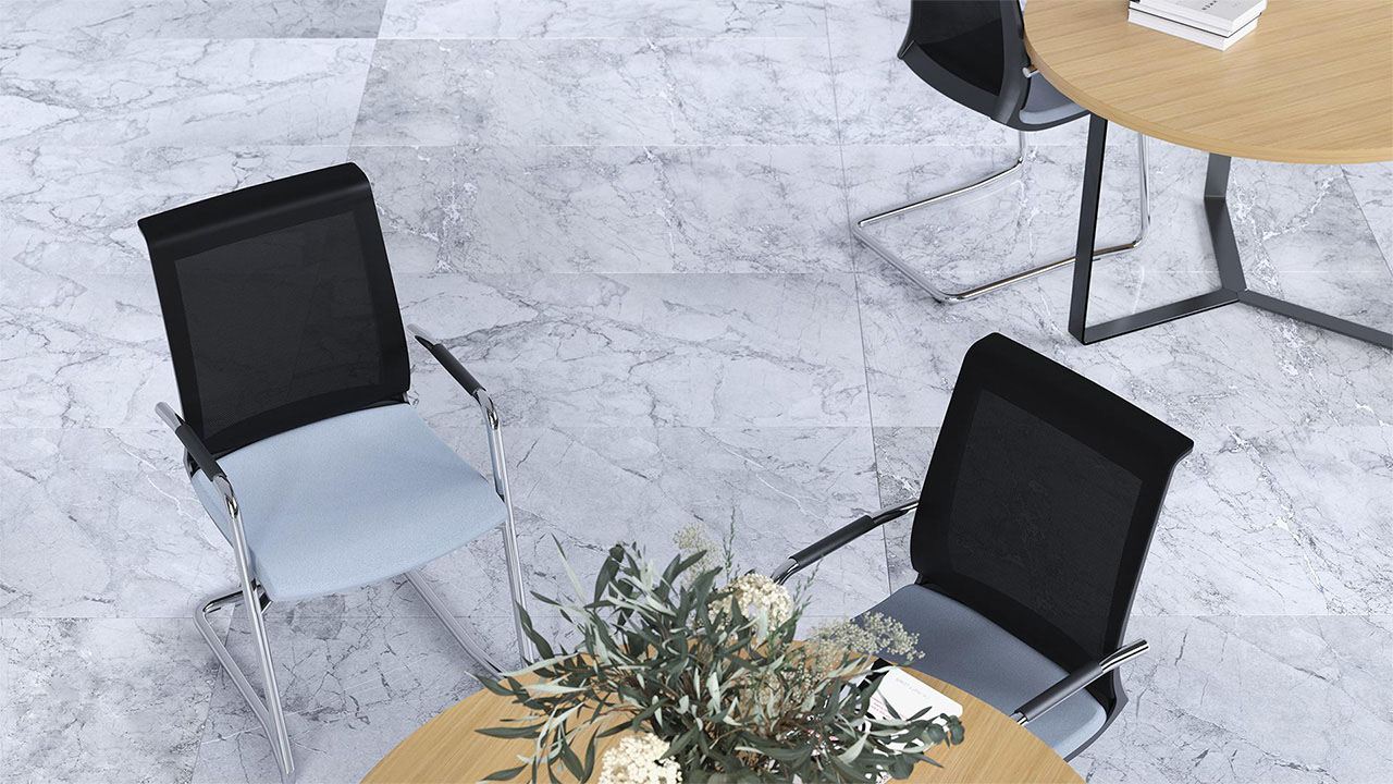 Narbutas Besucherstuhl Hof