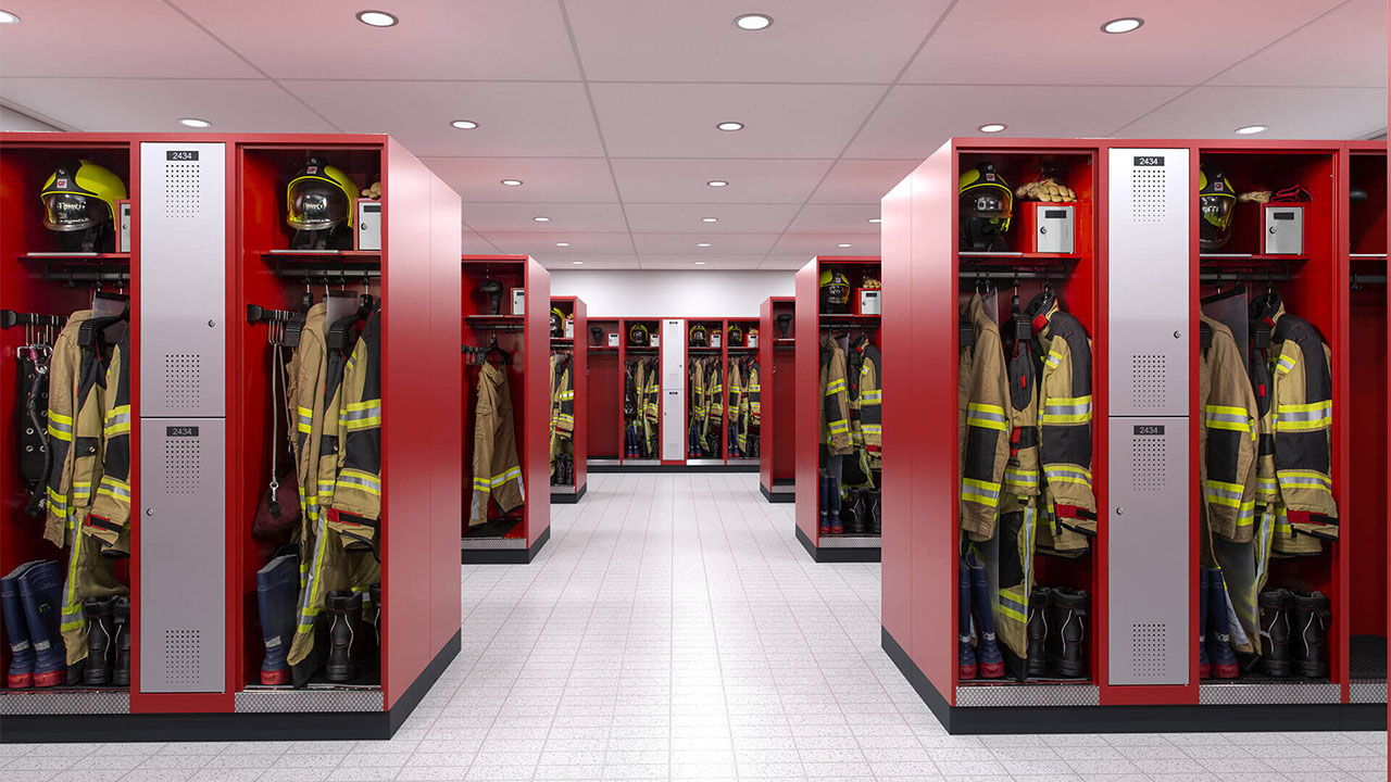 Feuerwehr Spinde Hof