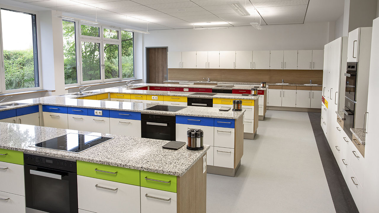 Mayr Schulmöbel Hof