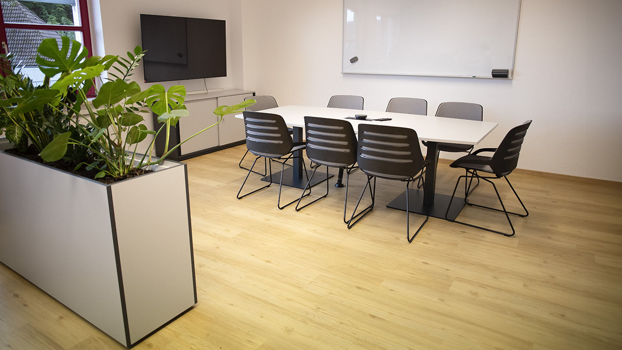 Schäfer Hof Palmberg Tisch Willy Maisel